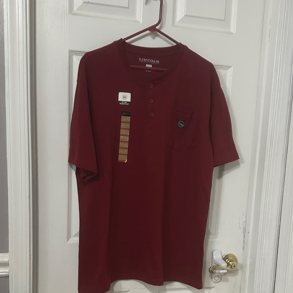 Lincoln Outfitters crew neck three button Red Men's Shirt Size Large